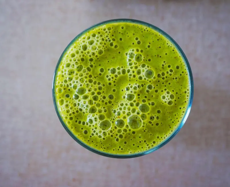 Suco detox com Abacate