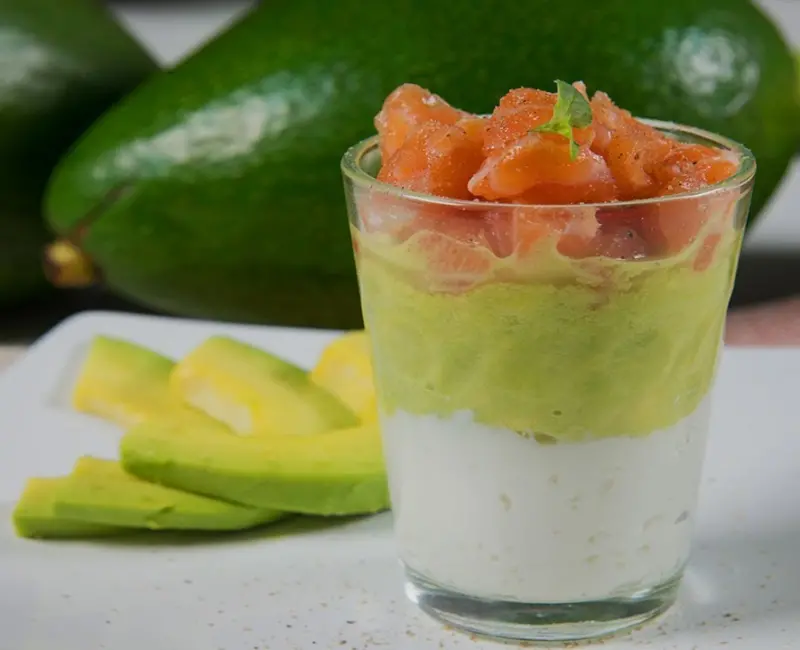 Verrine de Abacate e salmão