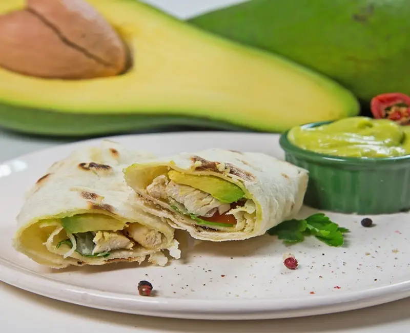 Tortilha recheada com Abacate