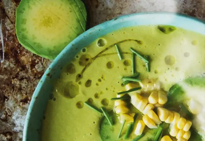 Sopa de Abacate e milho