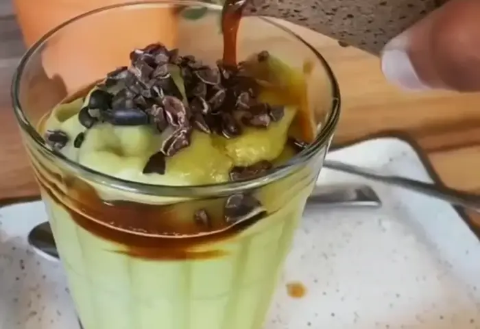 Abacate + café